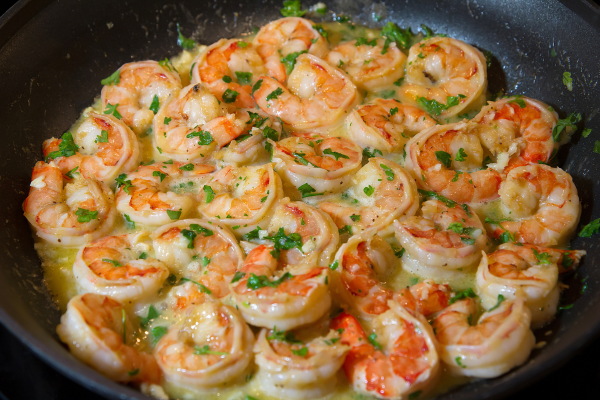Shrimp cooked in garlic butter sauce
